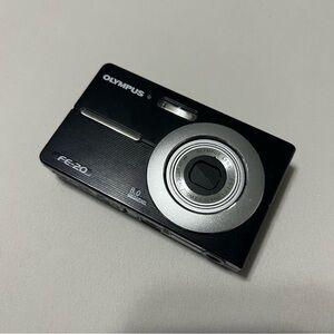 Olympus FE-20 Compact Black Camera